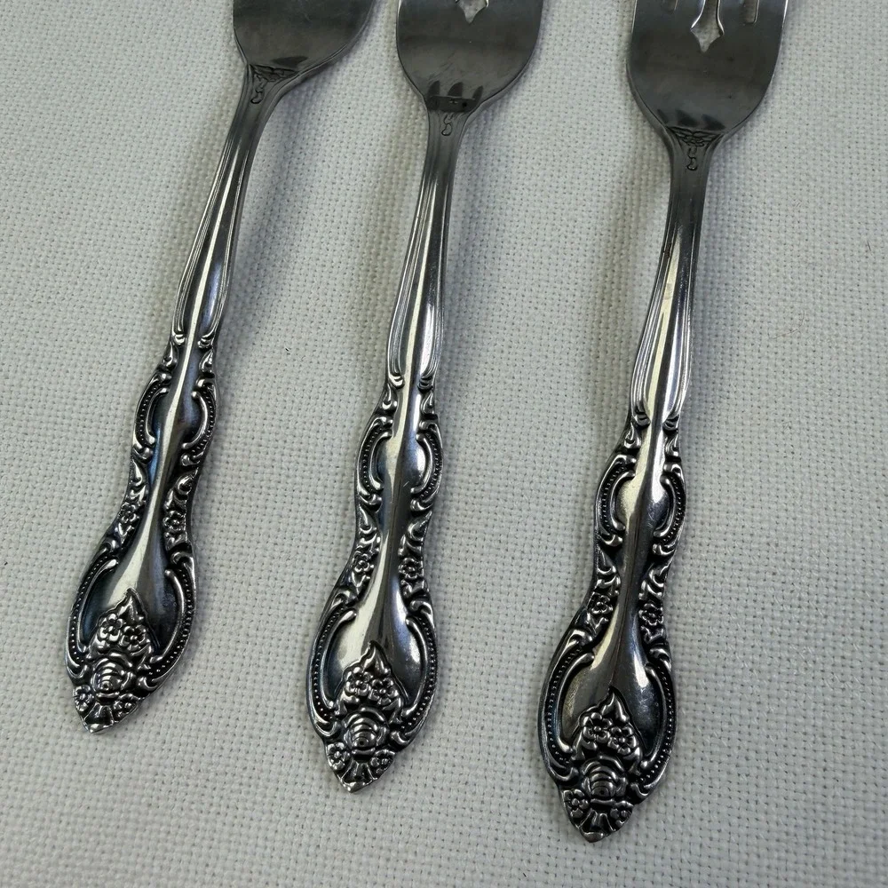 International Verona Stainless Silverware 13 Pieces Spoon Knife Fork Lot Taiwan